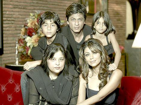 Shahrukh Khan pose en Famille