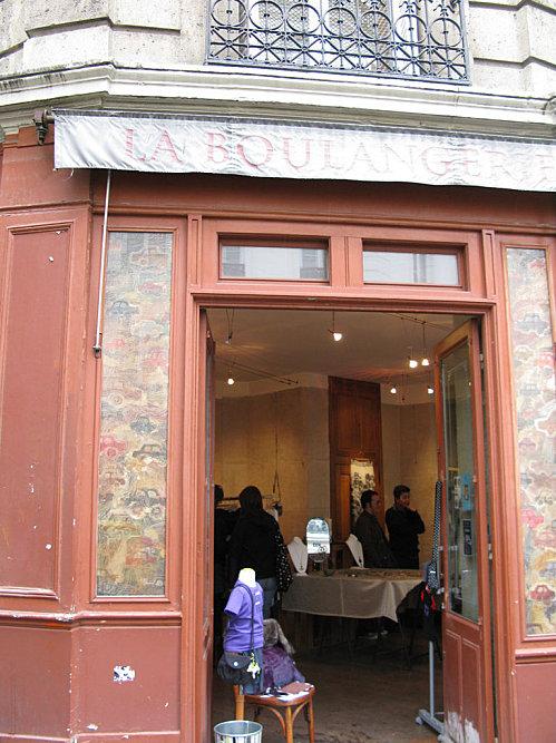 Wanted : bijoux jouets identifiés de sortis dans Paris !