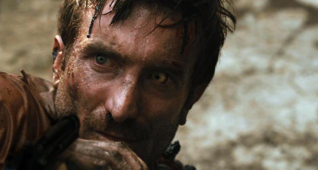 District 9 : bande-annonce VO + images