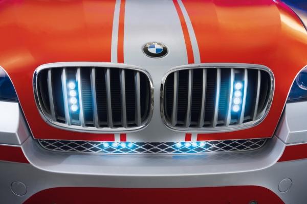 BMW X6 ambulance concept