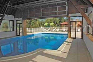 GERALDINE AU PAYS DES BONS VINS GERALDINE AU PAYS DES BONS VINS