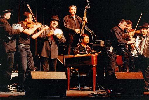 Des nomades pour l’homme urs-karpatz-scene.1242671978.jpg