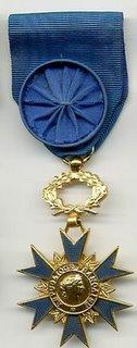 Ordre National du Mérite : Nouvelle tournée de hochets sarkoziens ... mérités ? Ordre National du Mérite : Nouvelle tournée de hochets sarkoziens ... mérités ?