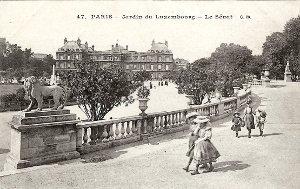 Les quartiers high-life de Paris : les faubourgs Saint Honoré et Saint-Germain ; le Sénat.