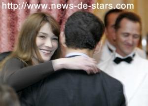Carla Bruni est très proche de Nicolas Sarkozy