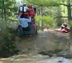 La prochaine fois, ils mettront un casque vidéo quad flip