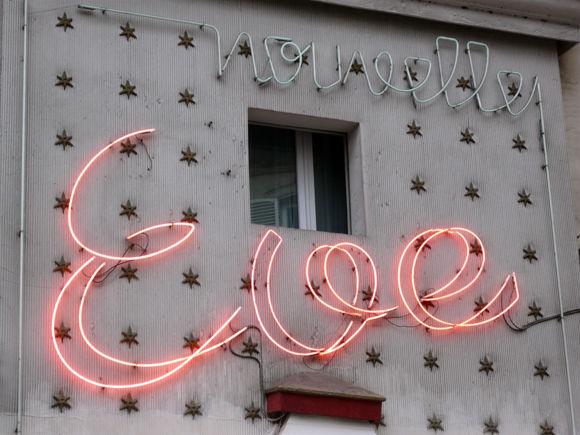 promenade dans Paris NOUVELLE_EVE