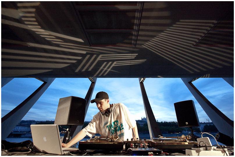 Nuits Sonores 2009 : Remerciements et Nuit 1 - 2 Nuits Sonores 2009 : Remerciements et Nuit 1 - 2