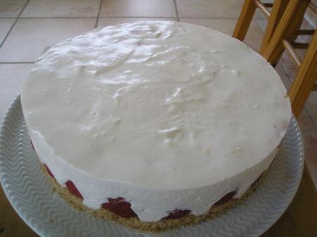 cheesecake aux fraises et à la féve tonka P5260054