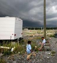 Des rescapés de katrina vont être expulsés des caravanes dans lesquelles ils vivent Des rescapés de katrina vont être expulsés des caravanes dans lesquelles ils vivent