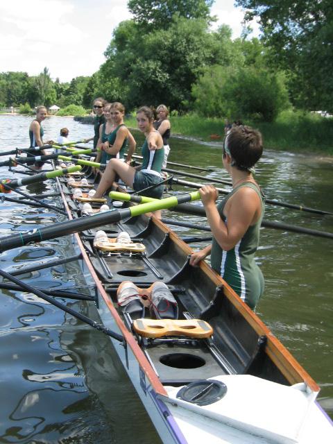 Embarquement pour l'aviron . . . embarquement-aviron.jpg
