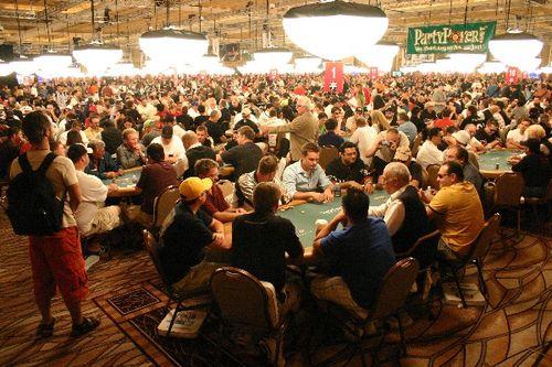 WSOP 2009 programme... shuffle up and deal !