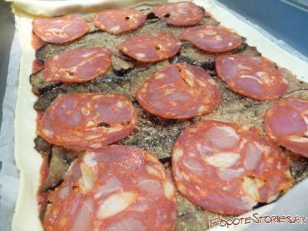 TARTE AUX AUBERGINES GRILLEES CHORIZO MOZZARELLA p1010553