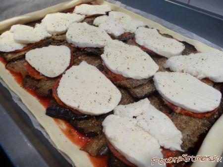 TARTE AUX AUBERGINES GRILLEES CHORIZO MOZZARELLA p1010561