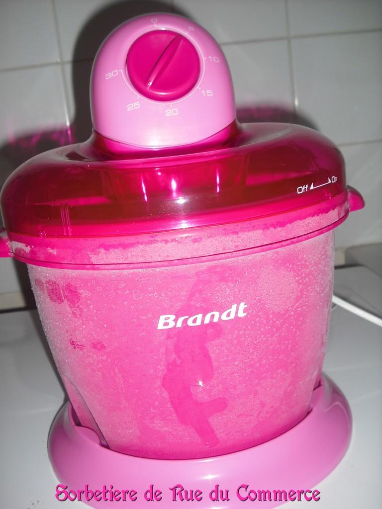 GLACE FRAISE CERISE ET AU FROMAGE BLANC (WW) GLACE FRAISE CERISE ET AU FROMAGE BLANC (WW)