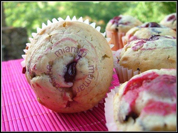 Muffins ultra moelleux au mascarpone & fruits rouges