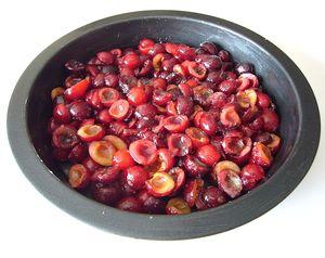 Cobbler aux cerises cerise_dans_le_moule