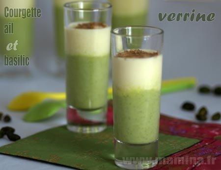 VERRINES DE VELOUTÉ DE COURGETTES A LA CRÈME D'AIL A LA PISTACHE