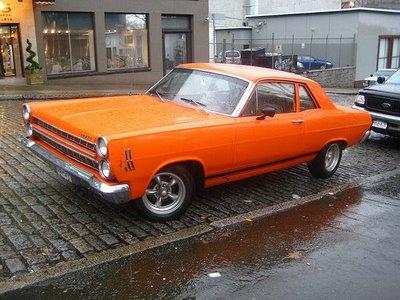 La terre est bleue comme une orange La terre est bleue comme une orange