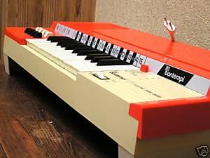 La terre est bleue comme une orange La terre est bleue comme une orange