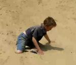vidéo faceplant dune sable
