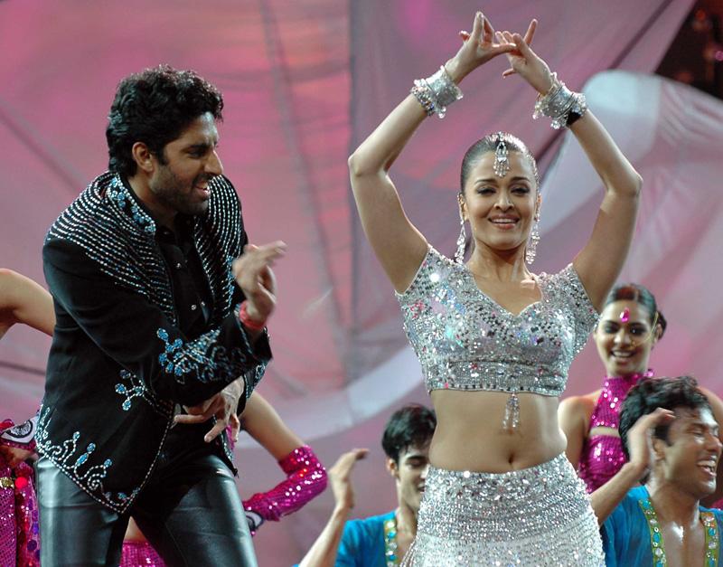 IIFA-95-Abhishek-Aishwarya