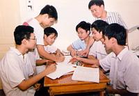 Hanoï : le lycée de mathématiques, une pépinière de talents