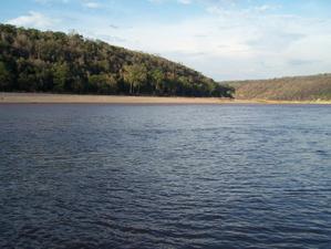 MADAGASCAR 2: descente de la Tsirinbihina en pirogue MADAGASCAR 2: descente de la Tsirinbihina en pirogue