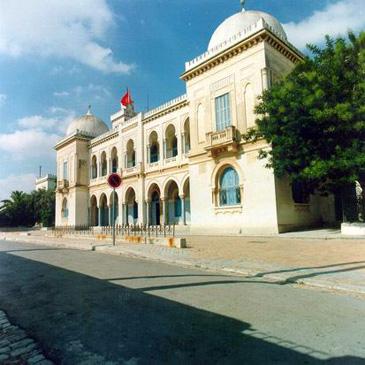 Lycée Sadiki Collège Sadkia - معهد الصادقية المدرسة الصادقية