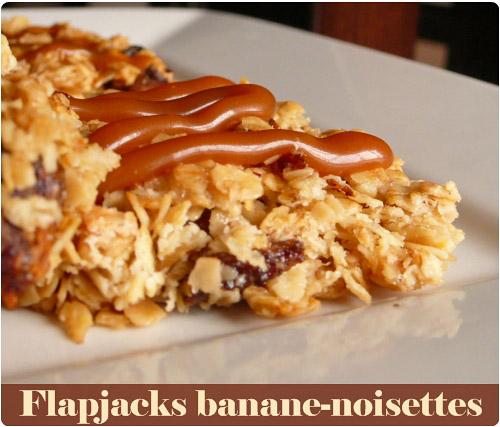 Flapjacks bananes / noisettes, sauce caramel