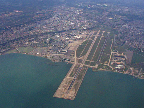 Une nouvelle gare à l'aéroport de Marseille - Provence Une nouvelle gare à l'aéroport de Marseille - Provence