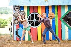 http://media.paperblog.fr/i/205/2057715/hannah-montana-film-peter-chelsom-L-2.jpeg