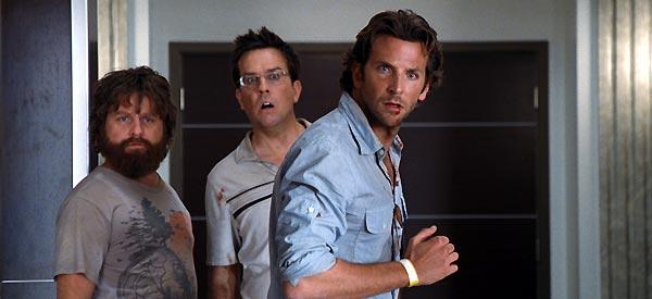 Zach Galifianakis, Ed Helms et Bradley Cooper. Warner Bros. France