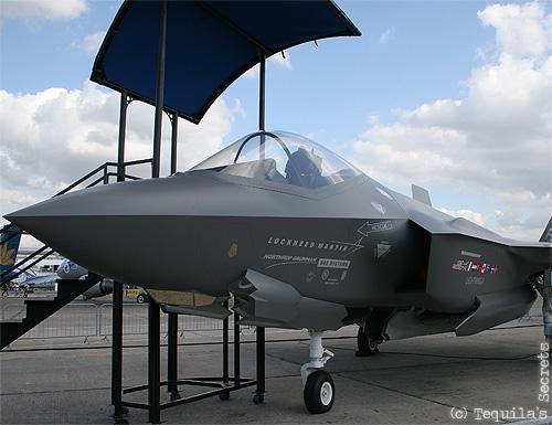 Lockheed Martin F-35 Lightning II (Aéro 2009 - Le Bourget) Lockheed Martin F-35 Lightning II Aéro 2009 Le Bourget