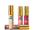 Des lèvres fraise Tagada avec le gloss Nuxe Des lèvres fraise Tagada avec le gloss Nuxe