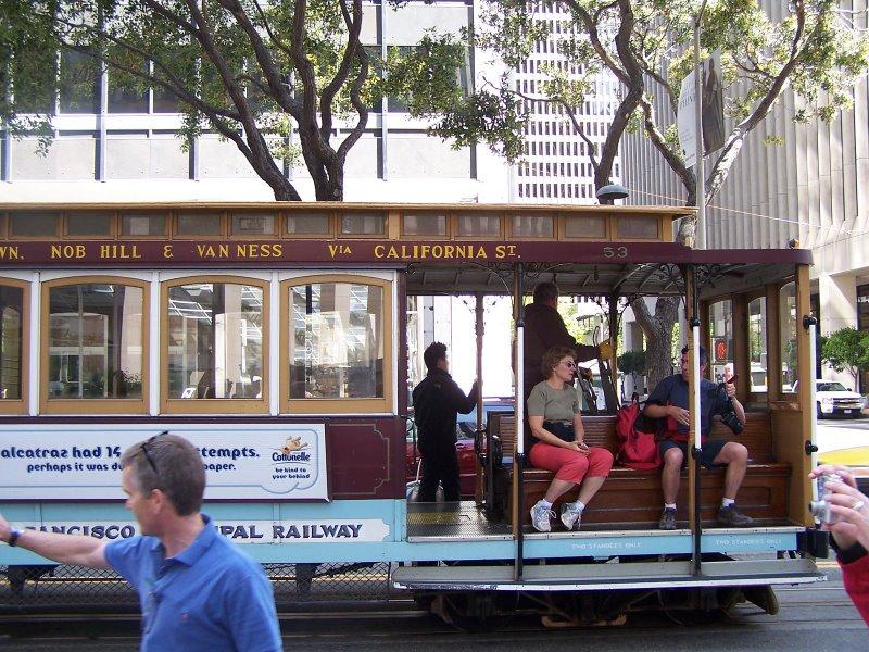 clic pour agrandir Le Cable Car, le seul monument historique mobile au monde