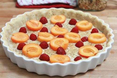 Tarte bourdaloue aux abricots & aux framboises Tarte bourdaloue avant cuisson