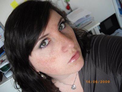 Vos maquillages été 2009: Le deuxième look de Pauline Vos maquillages été 2009: Le deuxième look de Pauline