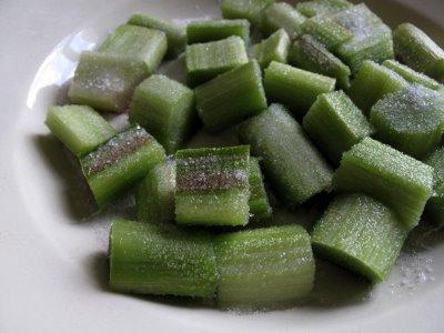Tartelettes aux fruits rouges et à la rhubarbe Tartelettes aux fruits rouges et à la rhubarbe