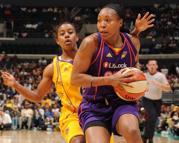 WNBA: Détroit et LA s'enfonçent !!