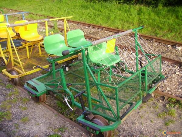 velo-rail-type-2-600x450 Sur la voie des anciens chemins de fer