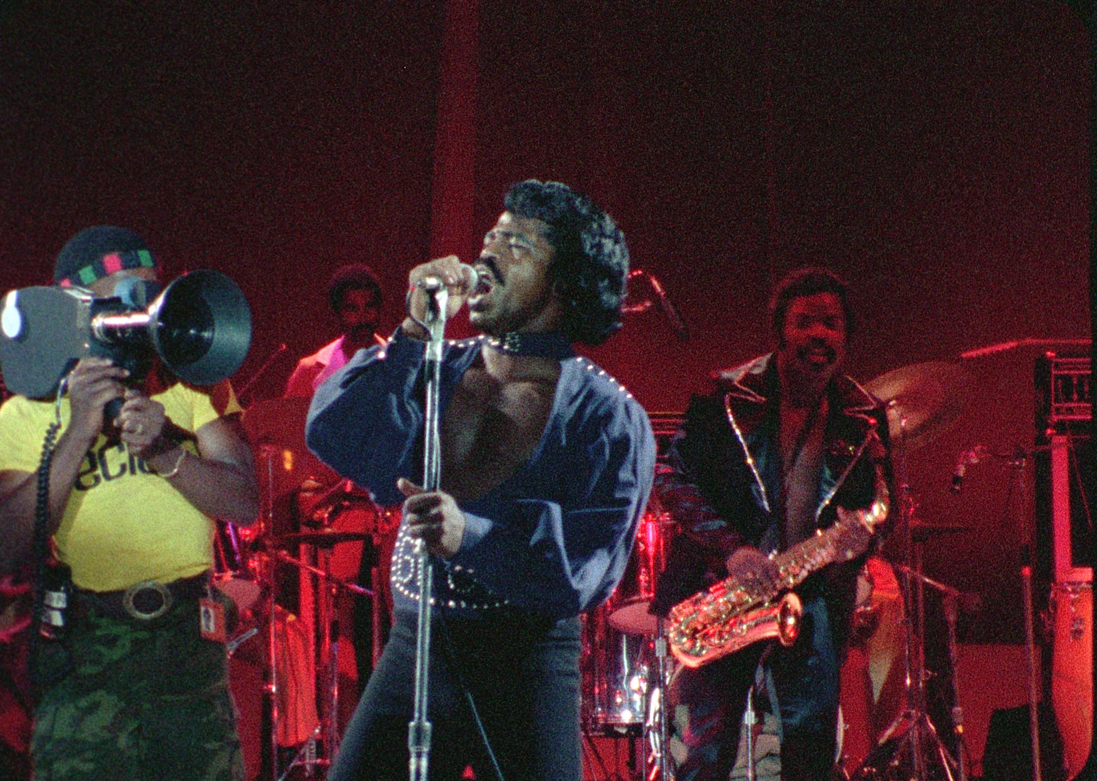04_james_brown_01
