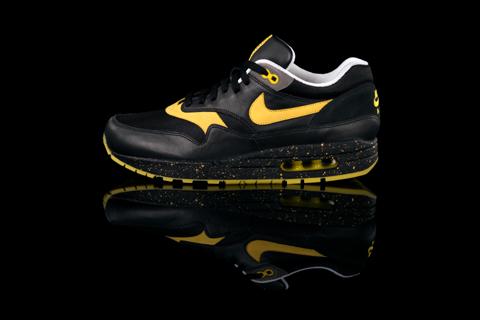extra Livestrong_Air-Max-1_Profile low res