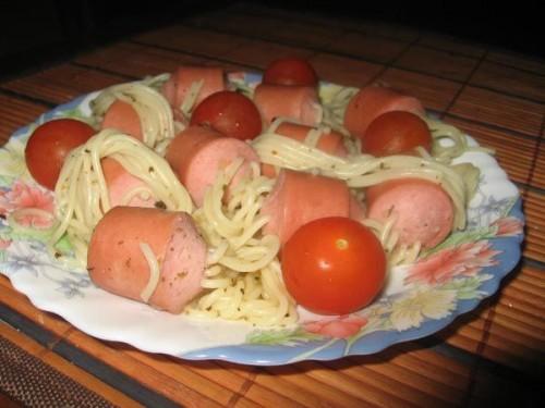 spaghettis_sausages_08.jpg
