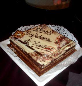 et pour finir deux trois verrines comme ca plus les gateaux! DSC01548