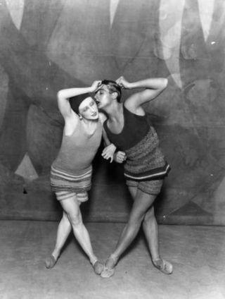Coco_Chanel_und_Jean_Cocteau_(1924)