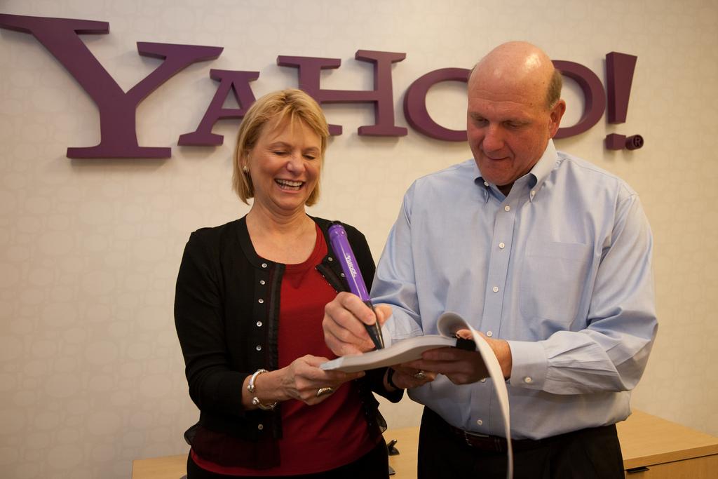 Yahoo Microsoft signature