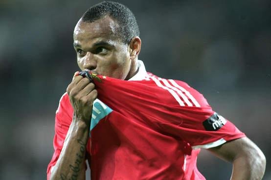 Benfica démolisseur face à Porsmouth Benfica démolisseur face à Porsmouth