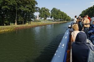 Découverte du Canal du Centre et de ses ouvrages d'art. Découverte du Canal du Centre et de ses ouvrages d'art.