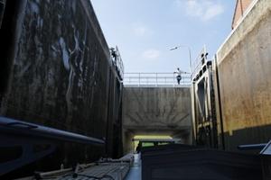 Découverte du Canal du Centre et de ses ouvrages d'art. Découverte du Canal du Centre et de ses ouvrages d'art.